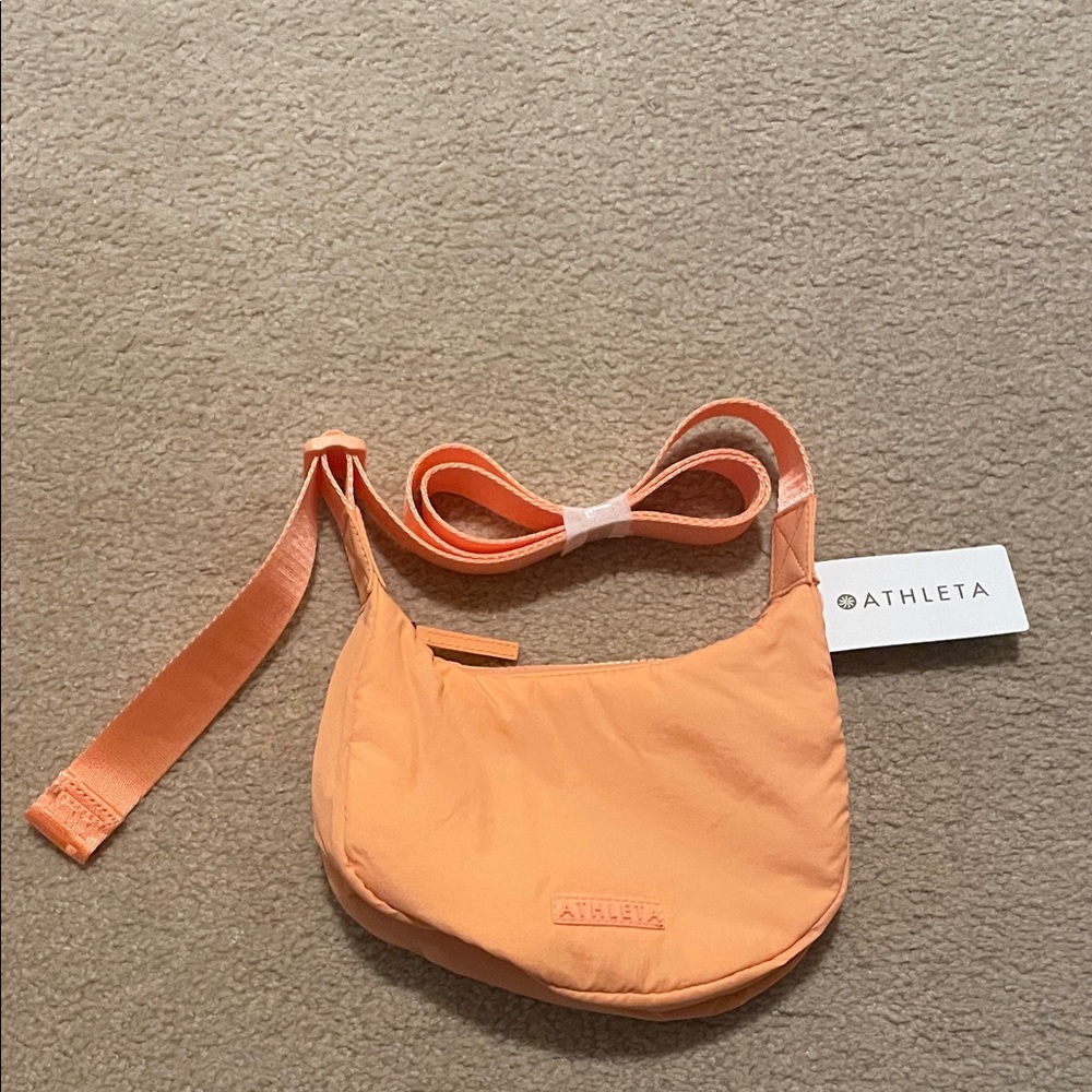 Athleta all about mini crescent bag